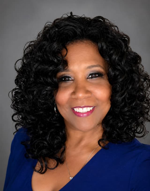 Roslyn Ridgeway, Chair and President of the Lambeth Estates Homeowners Association